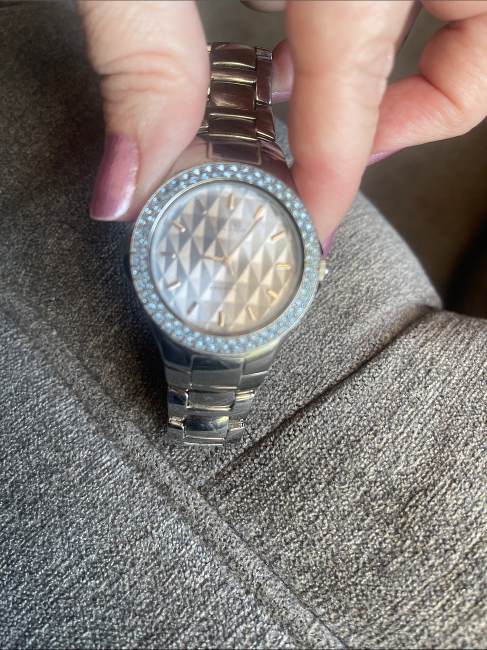 Guess Silver Stainless Steel Crystal Accent Women's Watch